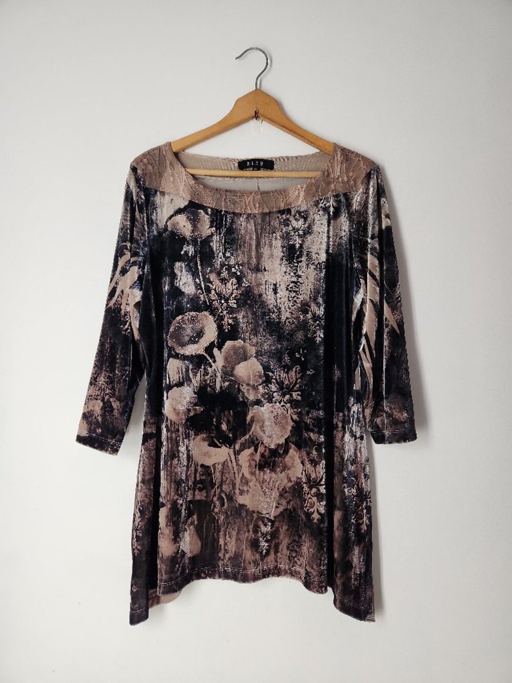 Vintage velvet black taupe floral sublimated embellished tunic top whimsygoth XL
